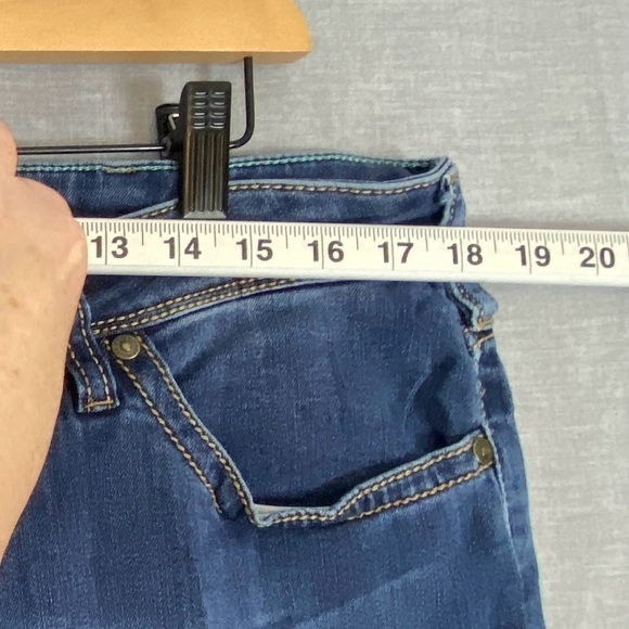 Warehouse One Curvy Bootcut Jeans Sz 16 Short - Picture 9 of 10